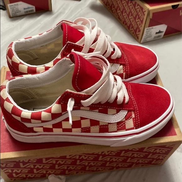 Vans - Picture 7 of 8